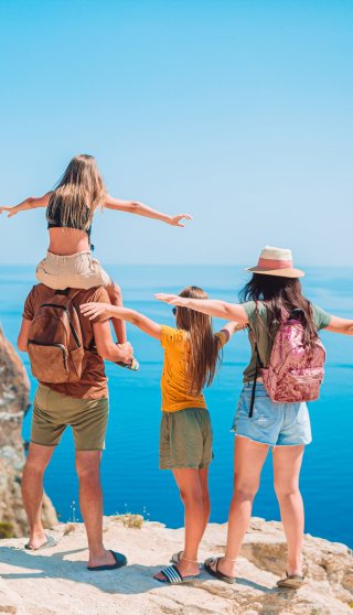 Système d'évaluation de la satisfaction pour séjours organisés